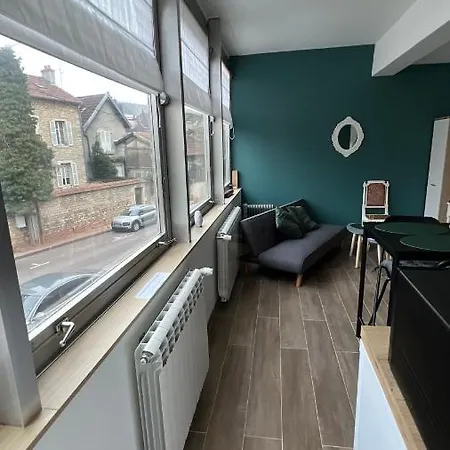 Centre Avec Parking Privatif Appartement *