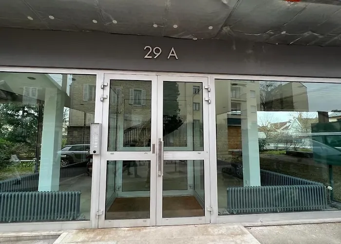 Apartament Centre Avec Parking Privatif Dijon